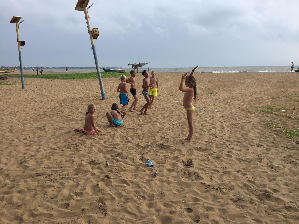 Anna Tourist Negombo